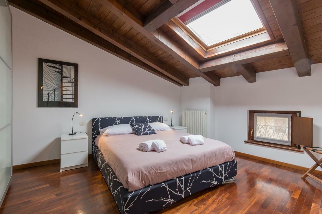La Mansarda Di Giulietta Apartamento Verona Exterior foto